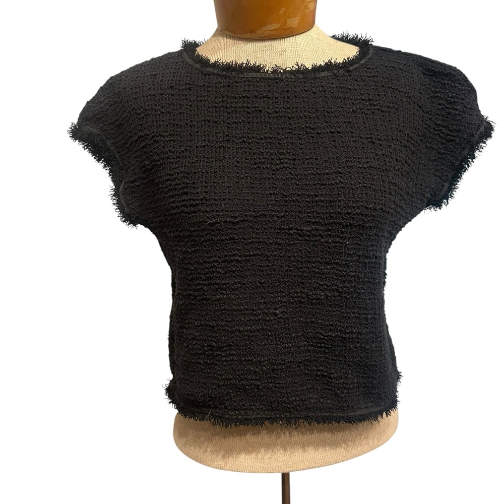 Max Studio Black Textured Crop Top